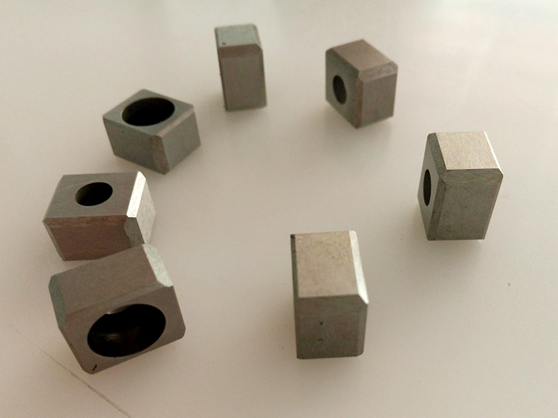 加工中心材料越硬轉速是不是轉速越低？